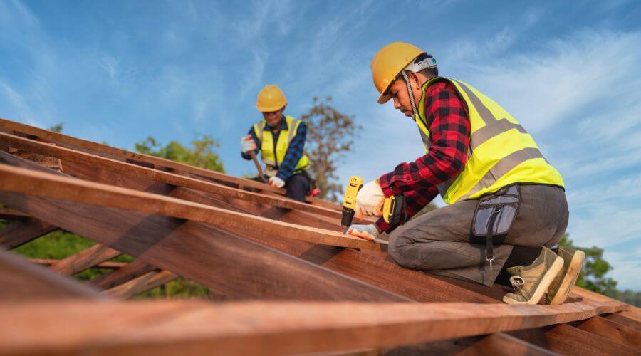 Professional Flat Roofing Installation services in Lacona, IA